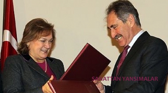 AKM restorasyonu 2009 ve 2013'de nasıl durdurulmuştu?