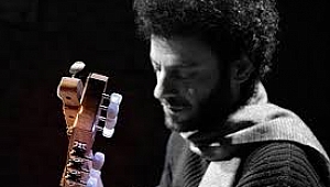 10 telli gitarıyla 6 ayrı kentte konser verecek..