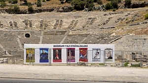 Tarihi Hissetmek, Tarihi Pazarlamak: Amfi-Tiyatroda Yaz Konseri