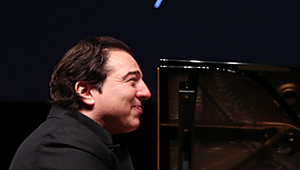 Bir iki yıl içinde büyük bir orkestra...