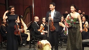 Aile boyu Ulucanlar'dan pırıltılı konser...