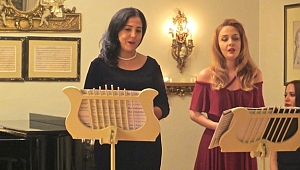 Mozarthaus'da Romans...