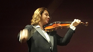 CSO Konsertmaisteri Yalçın Göreve İade