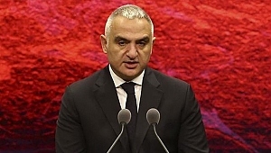 Bu İstisnai Günlerde Evde Kalın, Sanatla Kalın