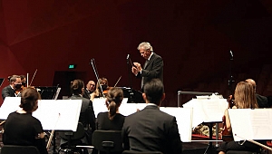 Cumhuriyet ve Atatürk Konserini İzleyebilirsiniz