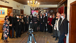 Sanat Tutkunu Tıp Mensupları