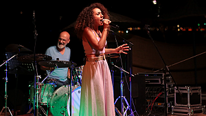 Elif Çağlar Caz Quartet Suda Caz yaptı