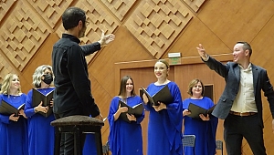 Kelimelerin Kifayetsiz Kalmadığı Bir Konser