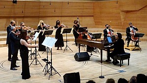 Özkaynak Solistlerle Mükemmel Bach Konseri
