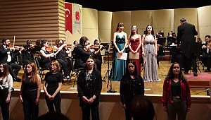Parlak Bir Solist Kemancı Adayı