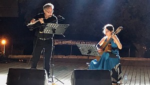 Kaş'tan İki Üst Düzey Sanatçı Nasıl Geçti?
