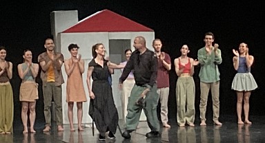 Ambivalan Çağdaş Danslar: Çatı ve Kuğu