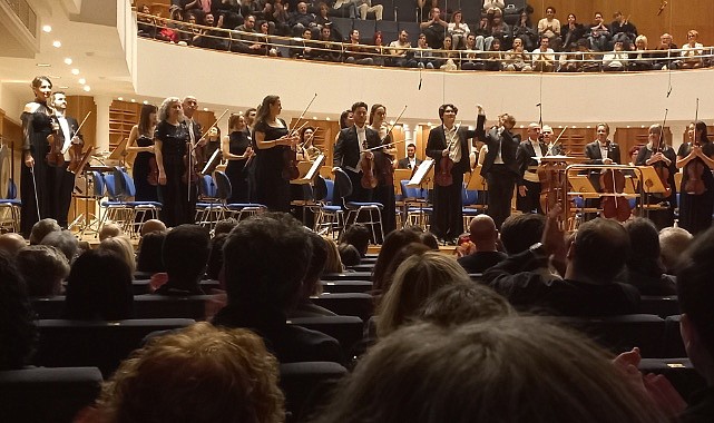 BSO Sezonu Dvorak, Mahler, Yang ve Santonja ile Açtı