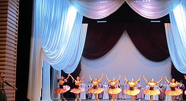 ADK'da Sırasını Beklerken ve Paquita Baleleri