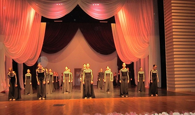 ADK'da Sırasını Beklerken ve Paquita Baleleri