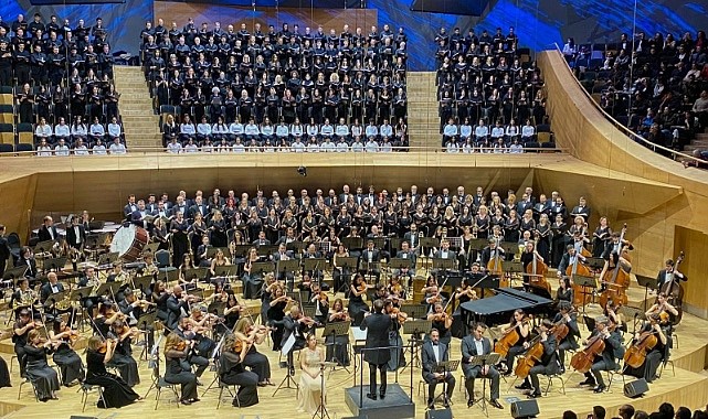 Dünya Koro Günü'nde 500 Koristle Muhteşem Bir Konser