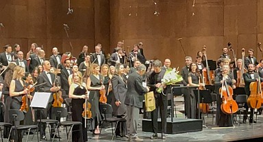 Orkestralarımız  İsmet İnönü'yü Neden Anıyor?