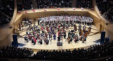 Zirveye Ulaşan Yeni Yıl Coşkusu