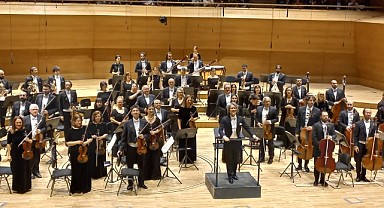 Can Çakmur Ankara'da ise Liszt İstanbul'da ne arıyor?