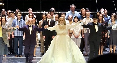 Deutsche Oper Berlin'de Turandot Gecesi