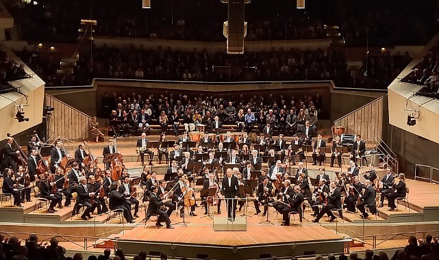 Sevgililer Günü’nde Yeni Bir Besteci Tanımak