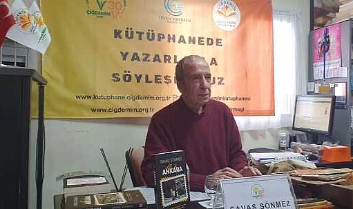 Tahta İlkokul Çantası ve 1945 Alfabesi