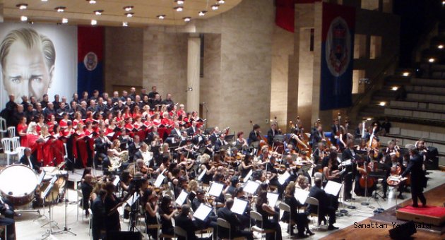 Aykal'ın yöneteceği Odeon konseri Eylül'de..