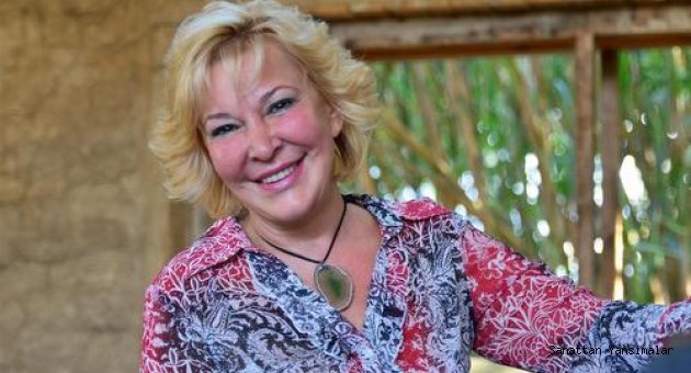 Gülsin Onay'dan Yıldızlara Serenad