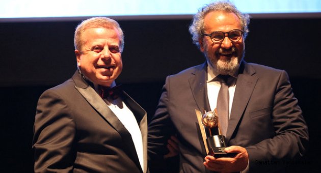 Okan Sanata Katkı Özel Ödülü Hüsamettin Koçan'a