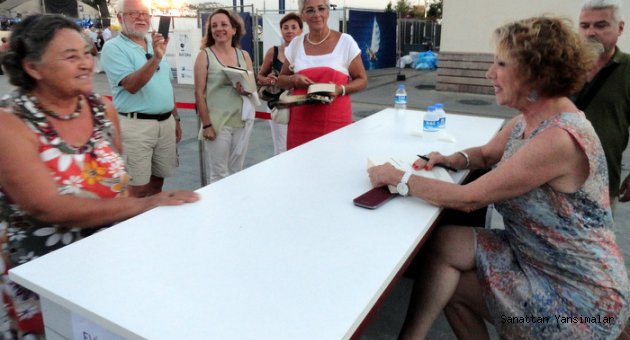 Son imzayı Hıncal Uluç'a attı