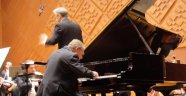 Hüseyin Sermet, Mozart’ı nasıl yorumladı?