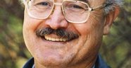 Tuncer Uçarol – İncelik Anıtı Bir Eleştirmen