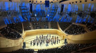 Zarif, Ölçülü ve Anlamlı Bir Açılış