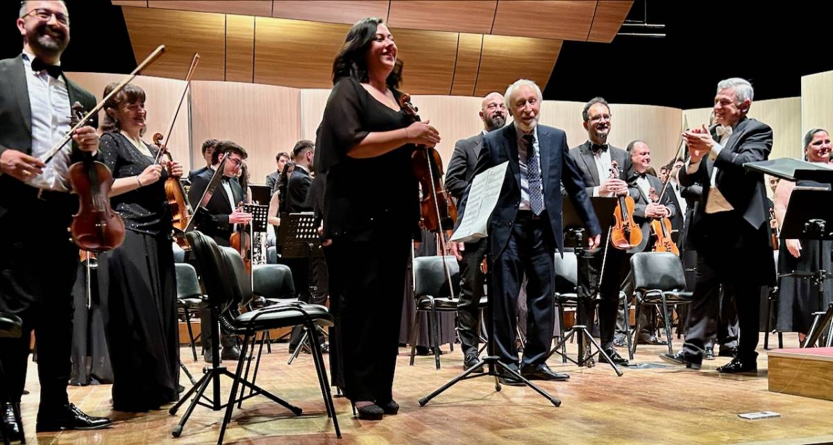 İdil Yunkuş ve Serdar Muhatov'la Bir Konser