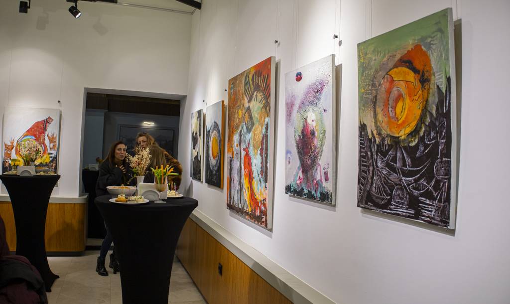 Bozo Paradzik ve Bir Resim Sergisi Üzerine