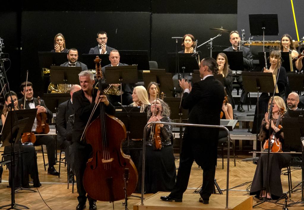 Bozo Paradzik ve Bir Resim Sergisi Üzerine