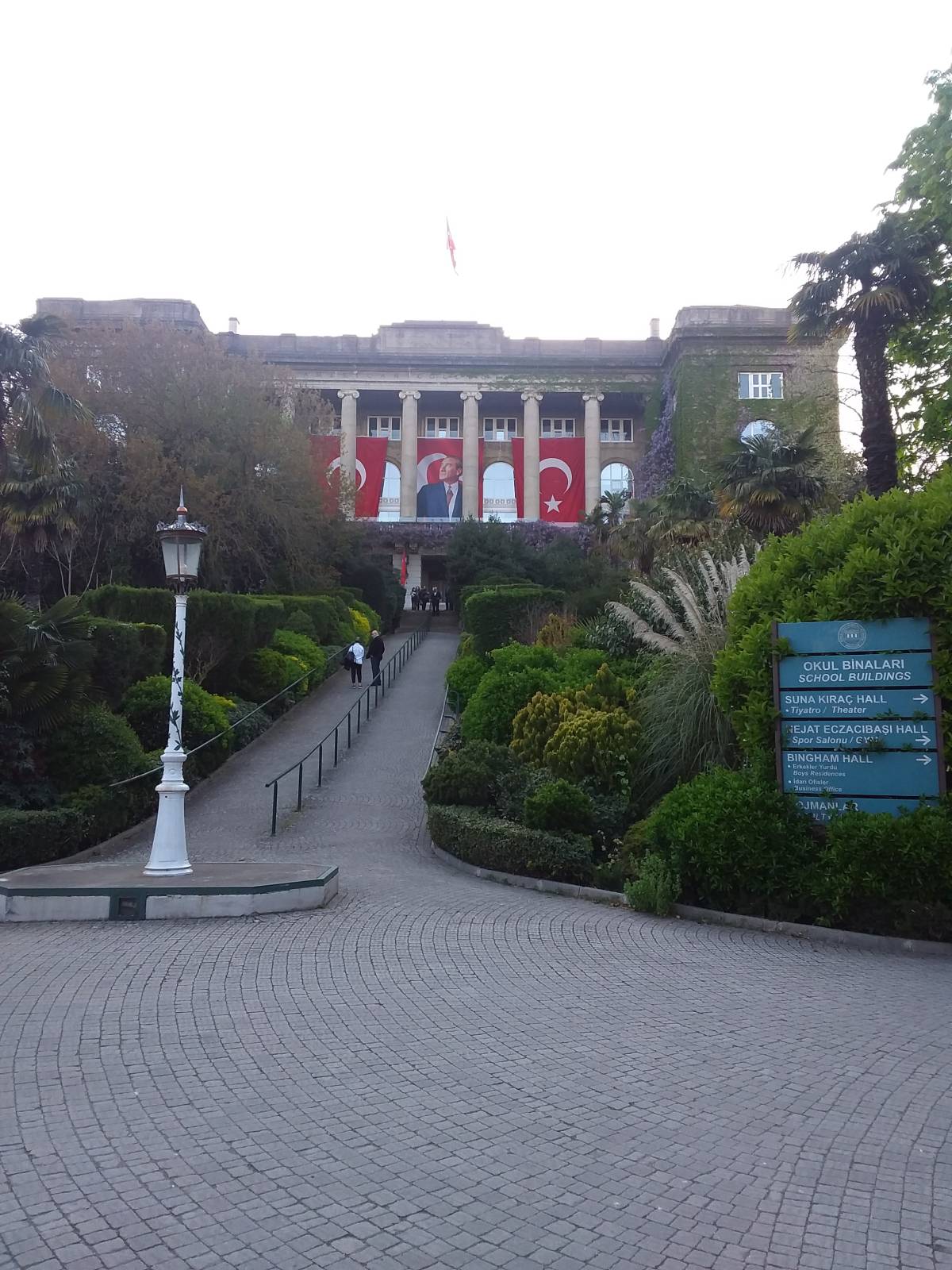 Okul Orkestrası mı Dediniz?