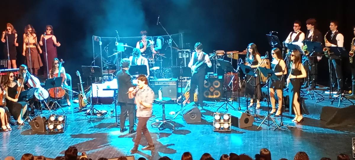 Okul Orkestrası mı Dediniz?